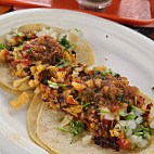 Tio's Tacos food