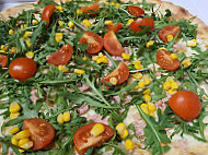 Pizzeria 11 Marzo food