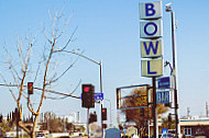 West Valley Bowl outside