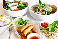 Saigon Queen food