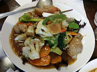 Duc's Asian Cuisine food