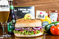 Bull's Burger & Beer food