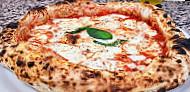 Pibaro Pizzeria food