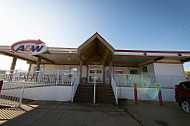 A&w Fort Mckay outside