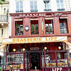 Brasserie Lipp inside