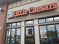 Little Caesars Pizza outside