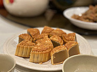 Dòng Tíng Chūn Jiǔ Lóu Dong Ting Chun food