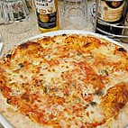 Pizzeria Ulivi food