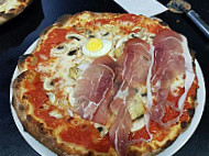 Pazza Idea Pizzeria food