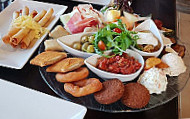Maui Beach Club food