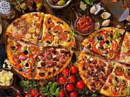 Pizza Trznica food