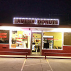 Lamesa Donuts outside