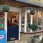 Holden's Co. Ice Cream Village Store, Edgworth outside