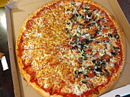 Pizza Gyro food