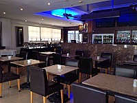 Best Western Astor Cafe Bar & Grill inside