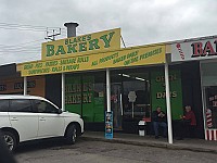 Blake's Bakery outside