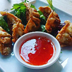 Ming's Oriental food