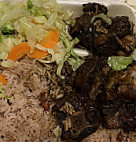 Dezzy's Jamaican food