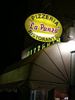 Pizzeria La Panza outside