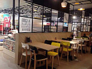 Target Cafe Joondalup inside