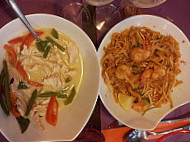 Thai Delices food