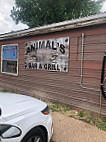 Animal's Grill outside