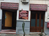 La Piccola Taverna outside
