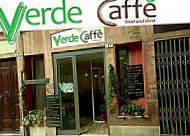 Verde Caffe outside