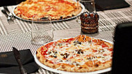 Pizzeria La Clessidra food