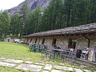 Albergo Rifugio Bar Ristorante Tetras Lyre inside