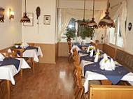 Restaurant Zur Turnhalle inside