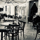 Caffe Tripoli inside