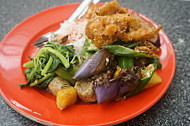 Le Tian Vegetarian Stall food