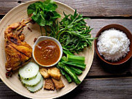 Warung Santai (tepi Shell, Depan Hsb) food