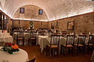 Grotta Del Borgo food