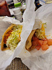 Roberto's Taco Shop food