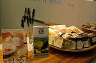 Cheddar Gorge Cheese Co. food