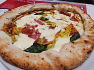 Pizzeria Vincenzo Di Fiore food