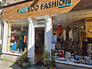 Fair Eco Fashion outside
