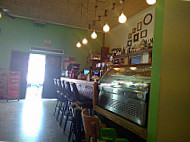 Lola Cafe inside