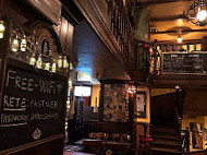 Lochness Pub inside