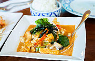 Spice Me Thai Cuisine food