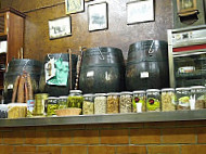 Bodega Fila El Labrador food