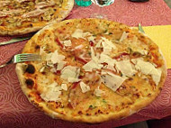 Pizzeria La Pineta food