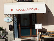 Trattoria Il Cacciatore inside