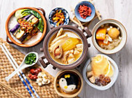 Hau Xing Yu Shredded Chicken (tin Hau) food