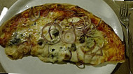 La Batia Pizzeria Ricevimenti food