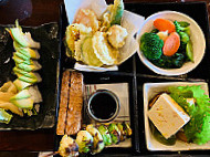 Yoshimatsu Japanese Eatery food