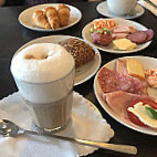 Café Marie food