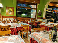 Pizzeria Nicola's food